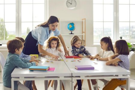 What Happened When France Sent Low-Income Kids to Wealthy Schools – Reasons to be Cheerful
