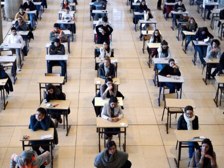 France’s schools are in crisis – and it has nothing to do with pupils’ dress | Rokhaya Diallo – The Guardian