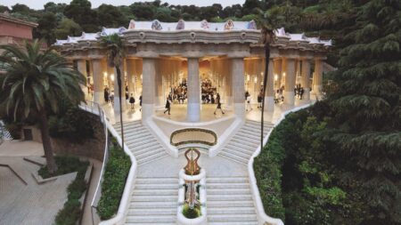 Louis Vuitton Cruise 2026 to Show at Historic Gothic Palace – hypebeast.com