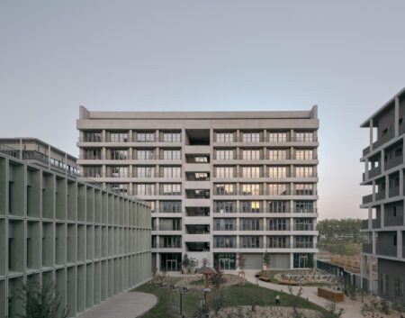 Lyon Confluence Mixed-Use Quarter / David Chipperfield Architects – ArchDaily