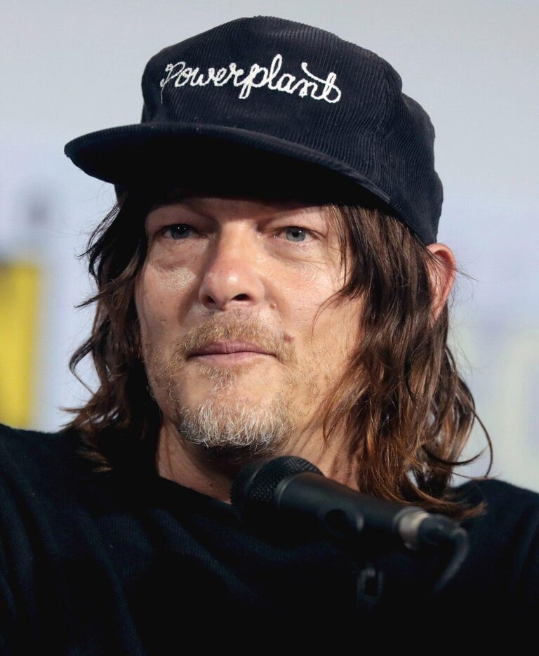 Norman Reedus treks through France in The Walking Dead: Daryl Dixon sneak peek – Entertainment Weekly
