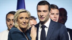 French far right floats toppling government in wake of Le Pen verdict – politico.eu