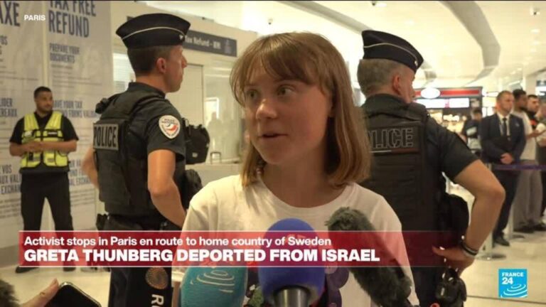 Greta Thunberg appears to fake being handcuffed as she arrives in France after being deported from Israel – New York Post