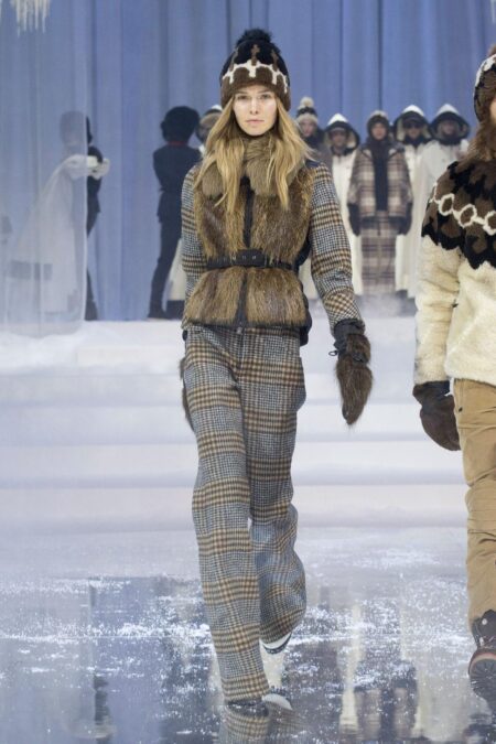 Moncler Grenoble returns with snowy catwalk spectacle in the French Alps – Harper’s BAZAAR