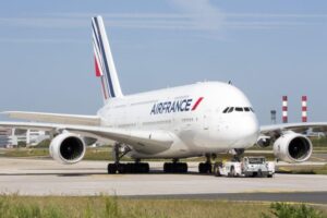 France Introduces Airline Tax on First and Business-Class Tickets – Travel Radar