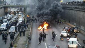 Major taxi protests expected this week in France – The Connexion