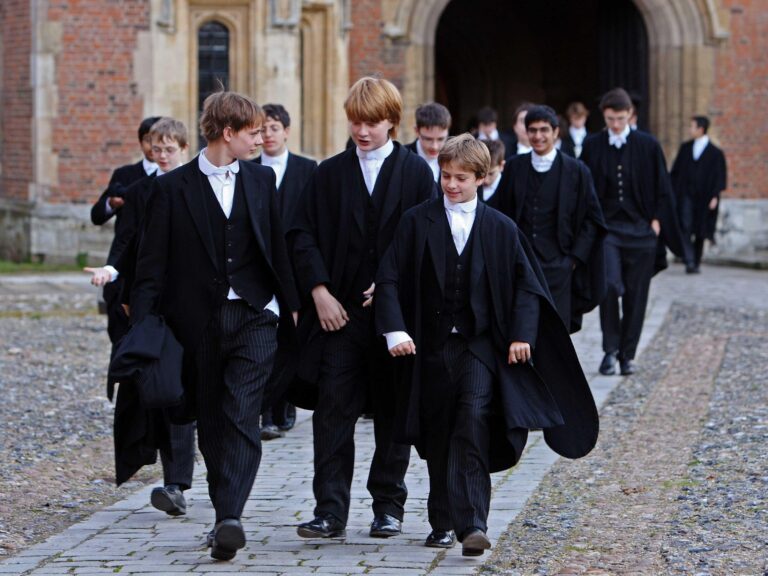 France’s Elites Are Turning Their Backs on Public Education – Jacobin