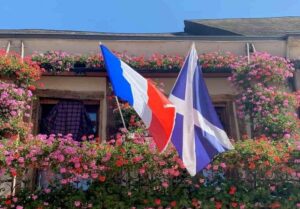 Scottish legacy endures in Bordeaux wine industry through centuries-old alliance with France – Vinetur