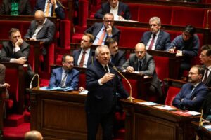 French government future uncertain ahead of budget vote – Euractiv