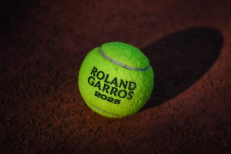 French Open 2025: Coco Gauff defeats Madison Keys, will face France’s Lois Boisson in semifinals – Yahoo Sports