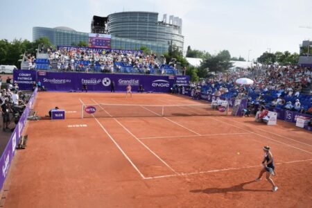 Strasbourg Open: Emma Raducanu builds French Open momentum with win over Daria Kasatkina – BBC