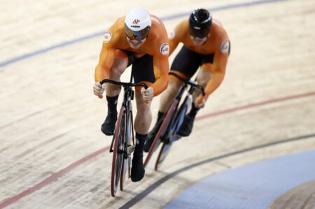 As it happened: A milestone win for the world champion in a ferocious uphill sprint on Tour de France stage 4 – Cyclingnews