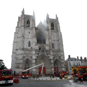 Fire wreaks havoc in 15-century Nantes cathedral in France – The Jerusalem Post