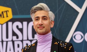 Tan France hid injury on ‘Queer Eye’ set after drug lord cameo on ‘Deli Boys’ – Entertainment Weekly