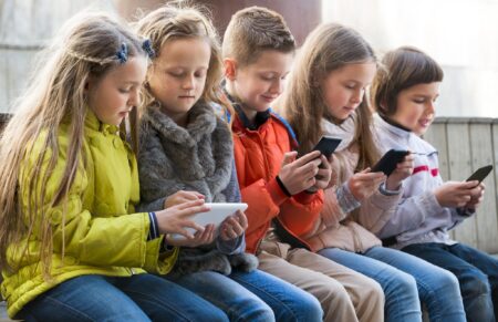 France Moves To Ban Students From Using Cellphones In Schools : The Two-Way – NPR
