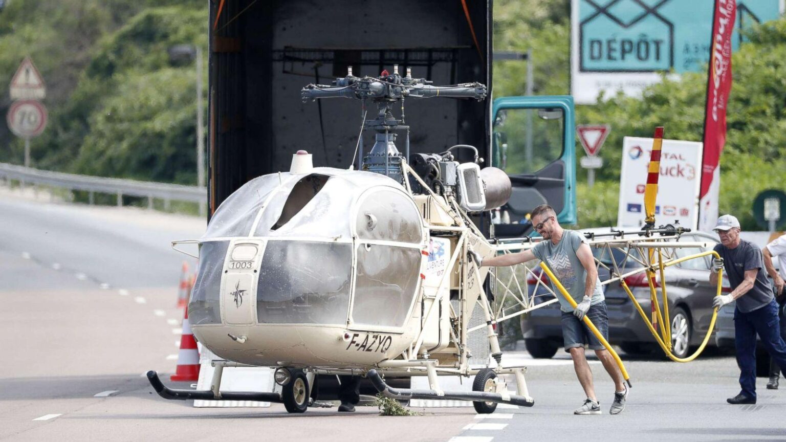 Prisoner in France escapes in his cellmate’s bag – CNN