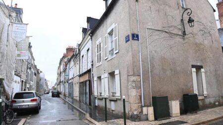 Youth faces trial for alleged attack on rabbi in Orléans – RFI