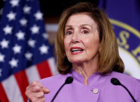 Former US House Speaker Nancy Pelosi injured during Luxembourg trip – Le Monde.fr
