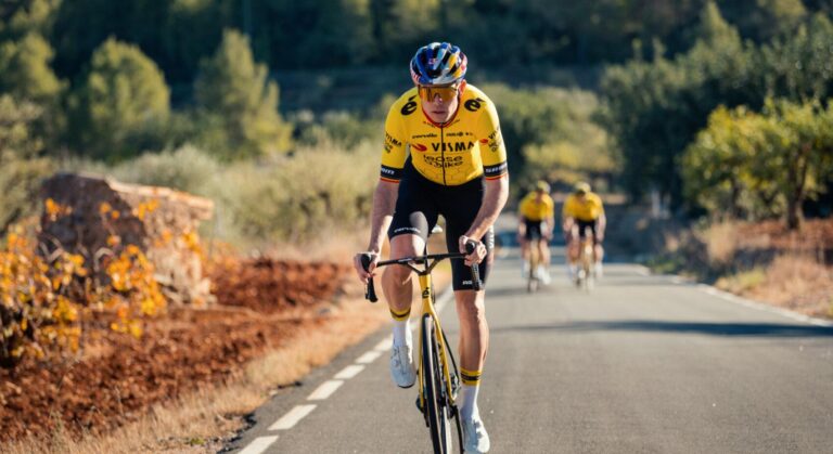 What races will Van Aert and Van der Poel do before Flanders and Roubaix? – brujulabike.com