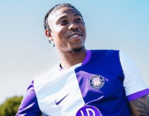 Abu Francis arrives in France ahead of Toulouse move – GhanaSoccernet