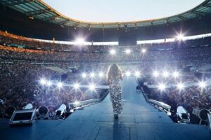 Beyoncé Breaks Every Record at Stade de France with Her 3-Night Cowboy Carter Takeover – yahoo.com