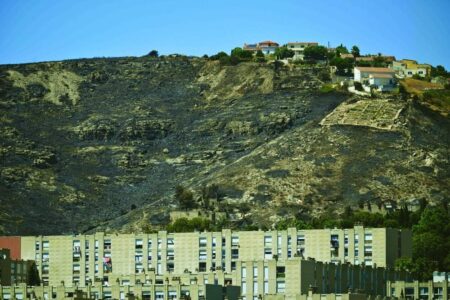 What is the ‘Mistral’ wind fanning the Marseille wildfire? – Reuters