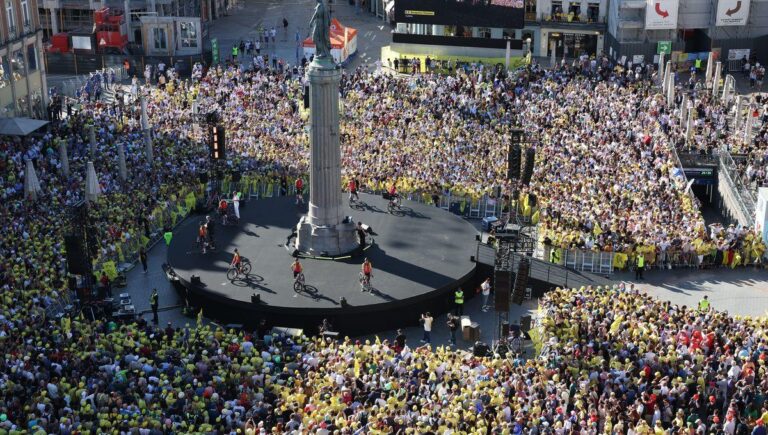 Timepiece: A Tour de France Grand Départ in Lille – Rouleur