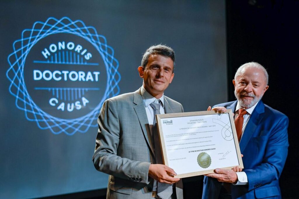 Lula emphasizes the emancipating potential of education upon receiving Honorary Doctorate in France – GOV.BR