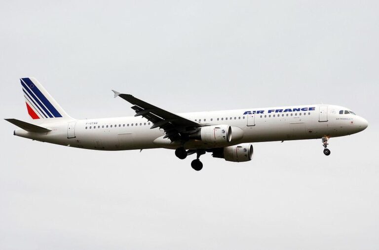 Air France Flight AF7435 Bordeaux-Paris Declares Emergency – AviationSource News