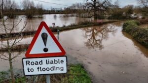 Western France on alert as Rennes hit by worst floods in 40 years – The Local France