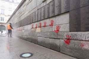 French Holocaust Memorial Vandalized With ‘Free Gaza’ Inscription – i24NEWS