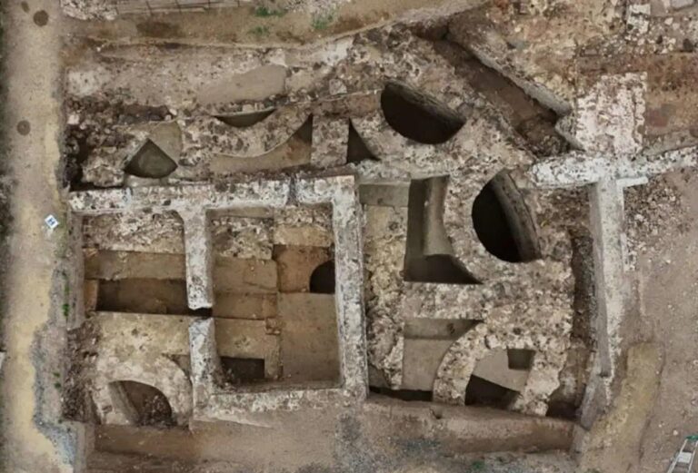 France, Roman mausoleum discovered near Lyon: ‘exceptional’ according to archaeologists – Finestre sull’Arte