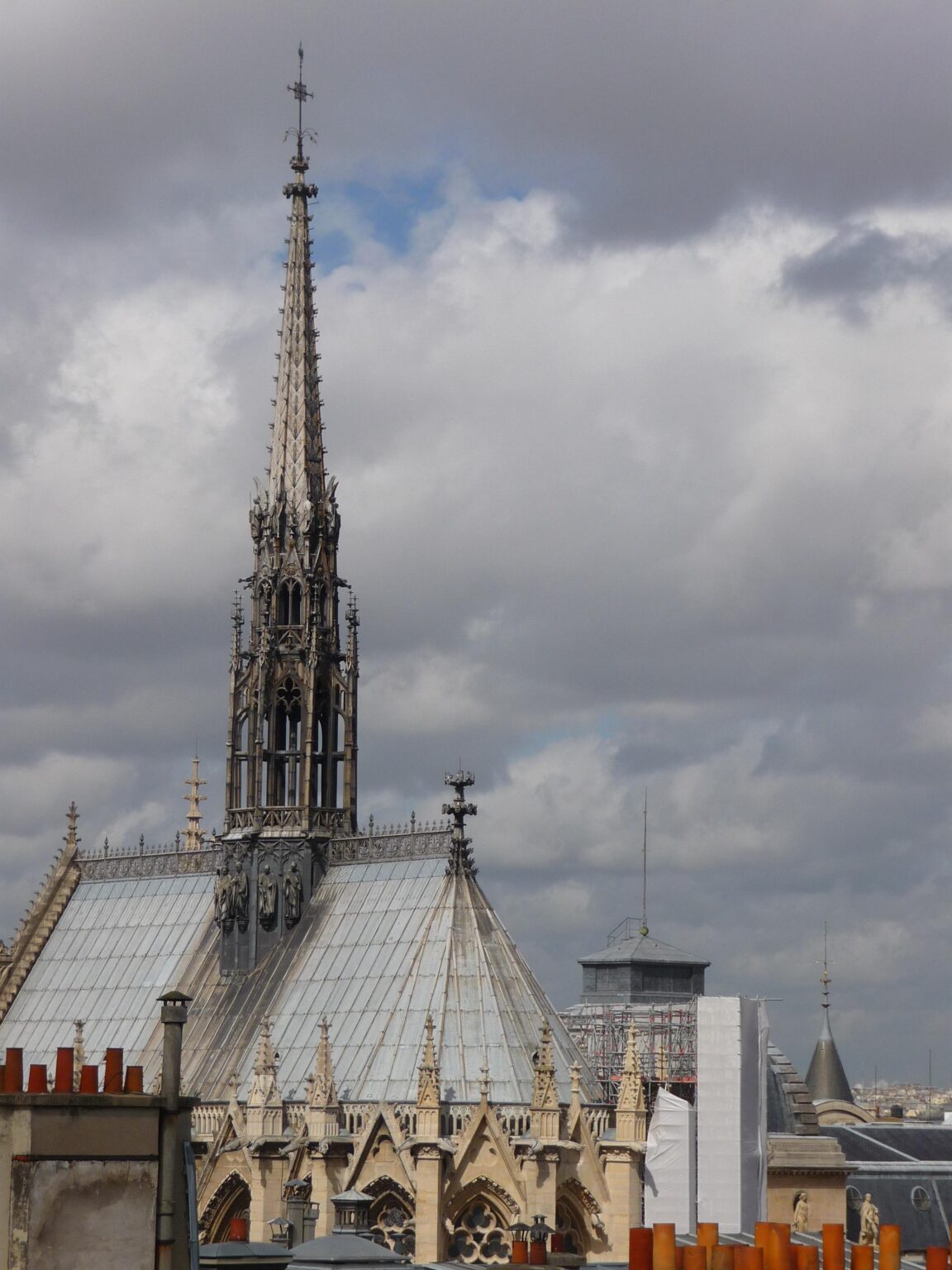 The spires at the heart of French history – Engelsberg Ideas
