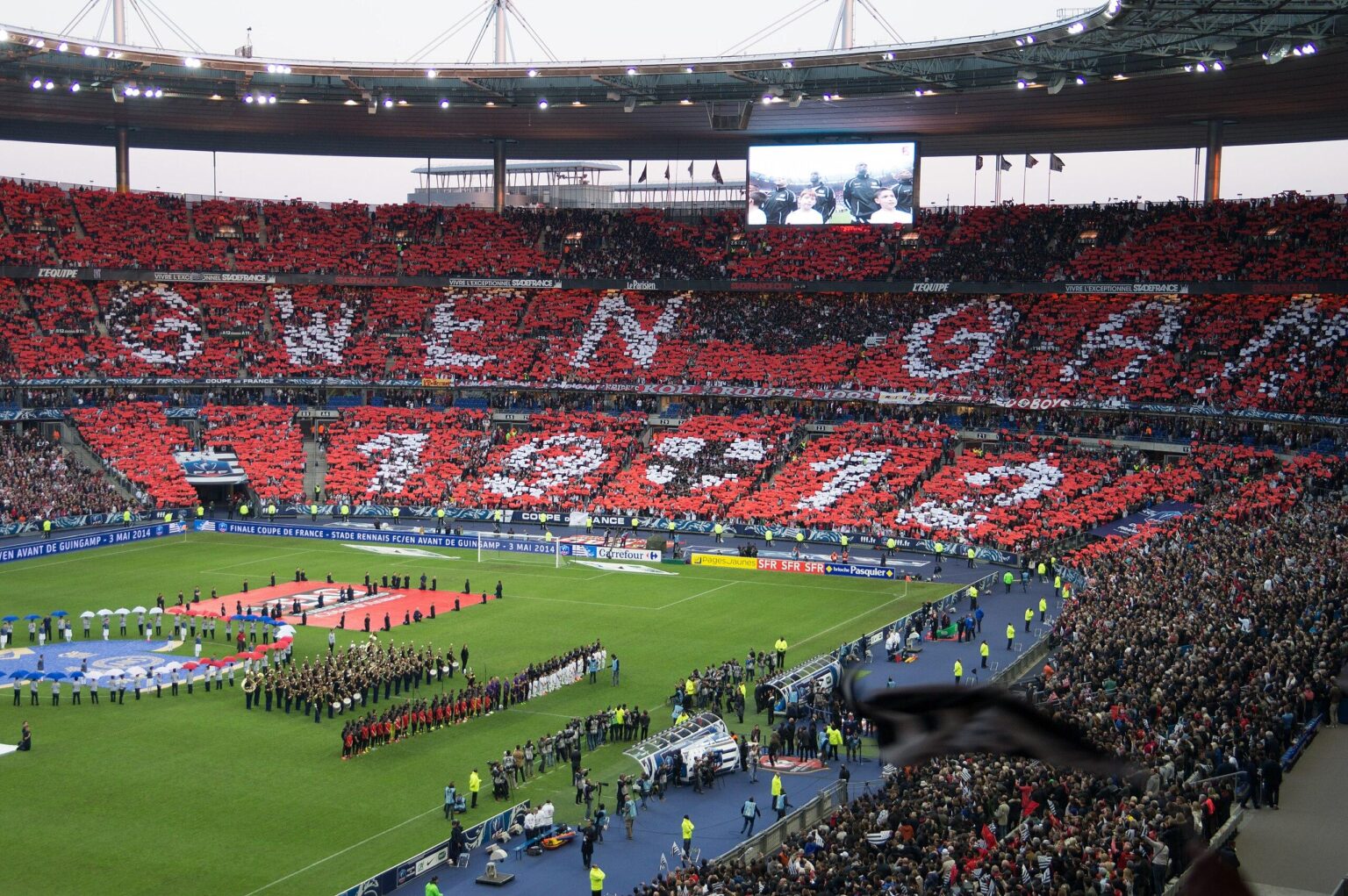 📸 Coupe de France: stunning tifos light up the final – Yahoo Sports