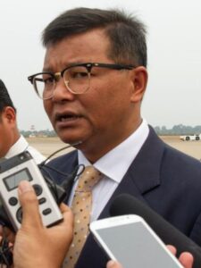Education Minister meets France Éducation International Director – Khmer Times