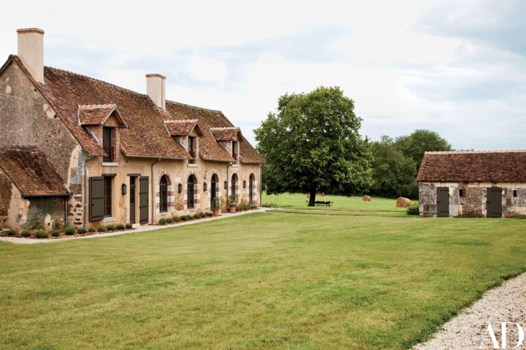 “We bought and renovated an 18th-century French farmhouse remotely from Toronto for $1.9 million” – Toronto Life
