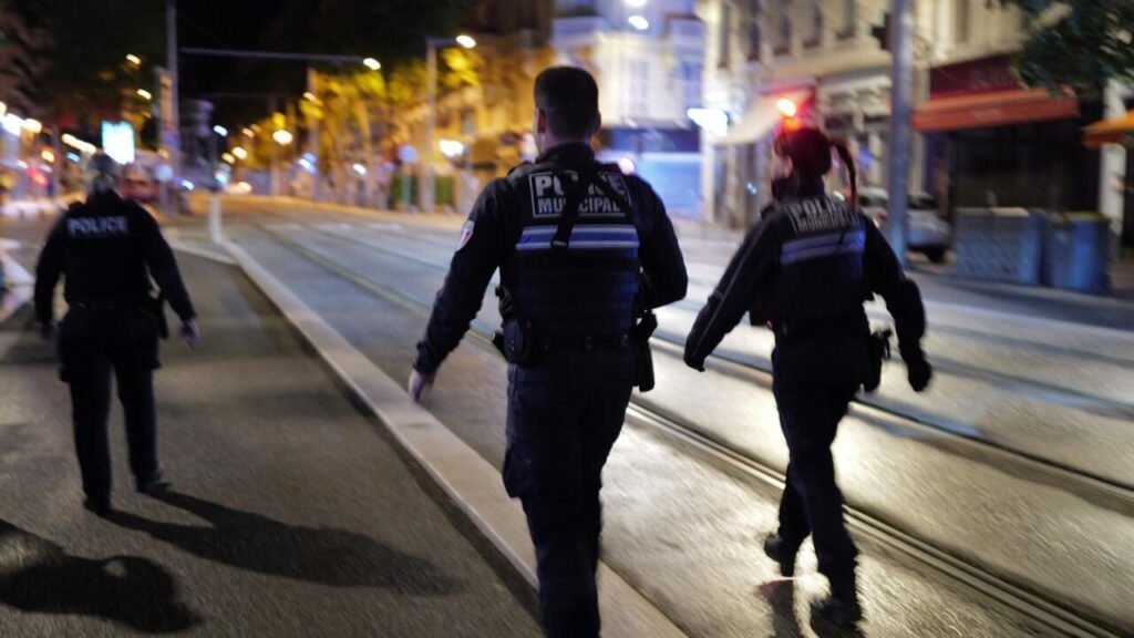 France imposes a curfew in several cities due to rising crime – e-noticies.cat