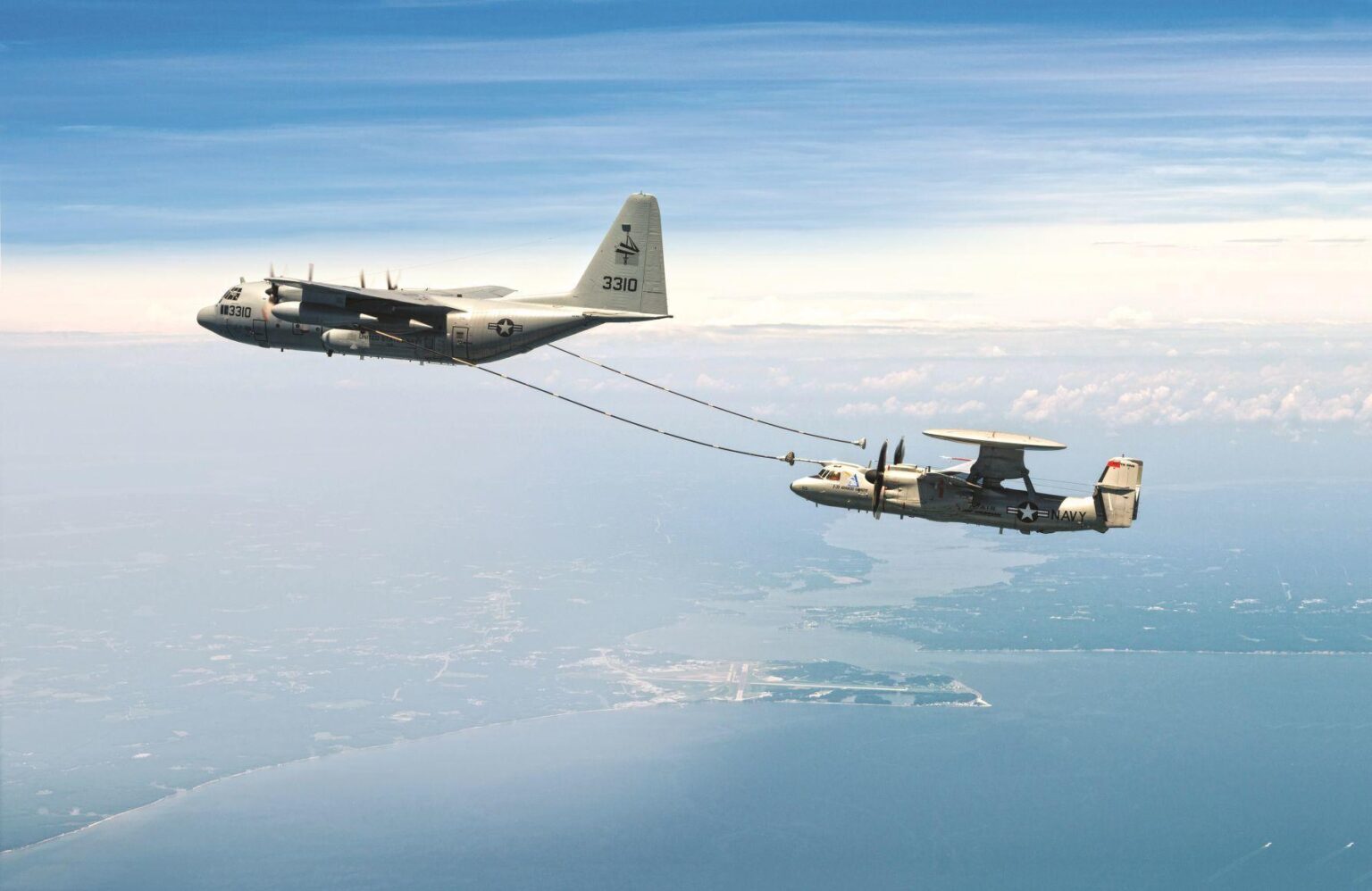 US, French in-flight refueling extends Advanced Hawkeye’s reach – navalnews.com