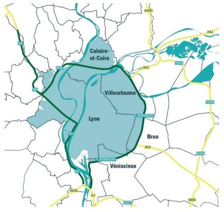 Fighting air pollution: Cars no longer welcome in French city of Lyon – Focus – France 24