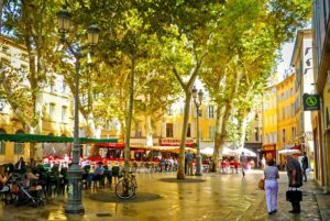How To Spend A Perfect Weekend In Quaint Aix-en-Provence, France – TravelAwaits