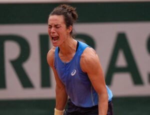 On WTA debut, French wild card Boisson defeats Dart in Rouen – WTA Tennis
