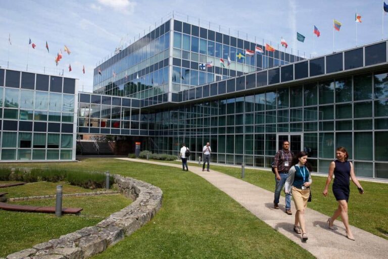 From France, With Insight: One Alum’s Story of Global Business Education – Poets&Quants