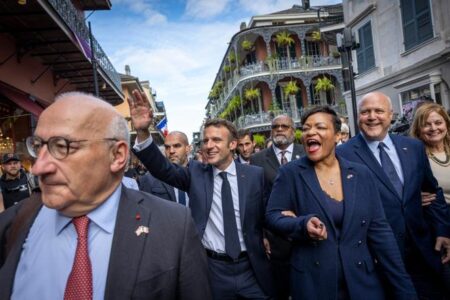 Emmanuel Macron visits New Orleans to reinforce cultural connection and discuss climate change – Le Monde.fr