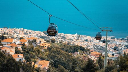 Plans for €43m cable car at France’s Marseille Airport – The Local France