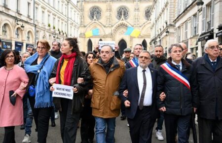 Rabbi Attacked in Orleans, France. His Community Strikes Back with a Mitzvah – Chabad