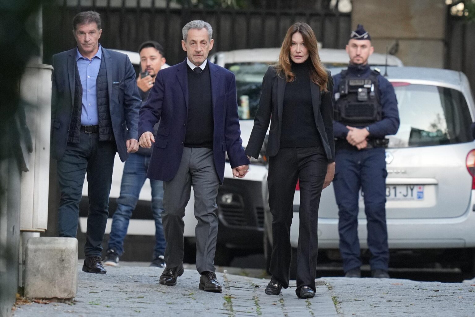 Watch: A ‘big moment’ for France as Sarkozy jailed – BBC