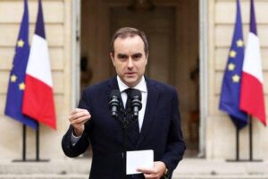 After Sébastien Lecornu’s fall, all eyes on Macron’s next move with France in political turmoil – NBC News