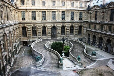 Woman Nabbed in Dramatic September Gold Heist at Paris Museum Woman arrested following September gold theft at Paris museum – RFI