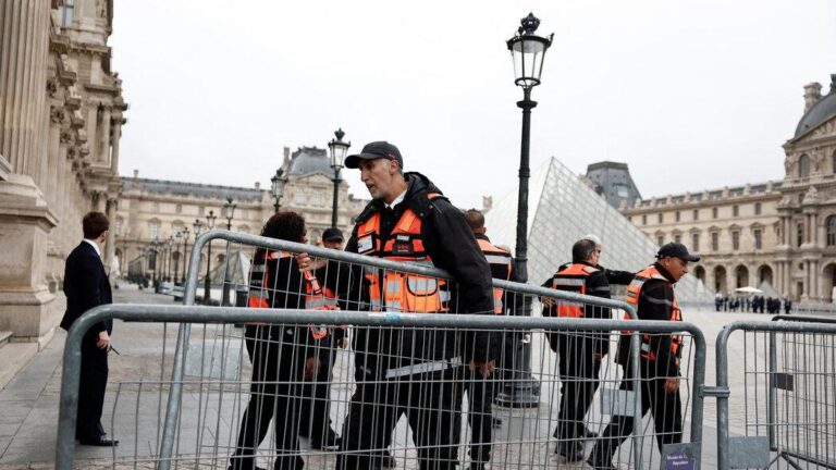 Paris Police Uncover Major Security Flaws at the Louvre After Stunning Jewel Heist Paris police acknowledge major gaps in Louvre’s defenses after jewel theft – The Washington Post