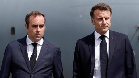 French PM survives no-confidence vote by 18 votes – Le Monde.fr